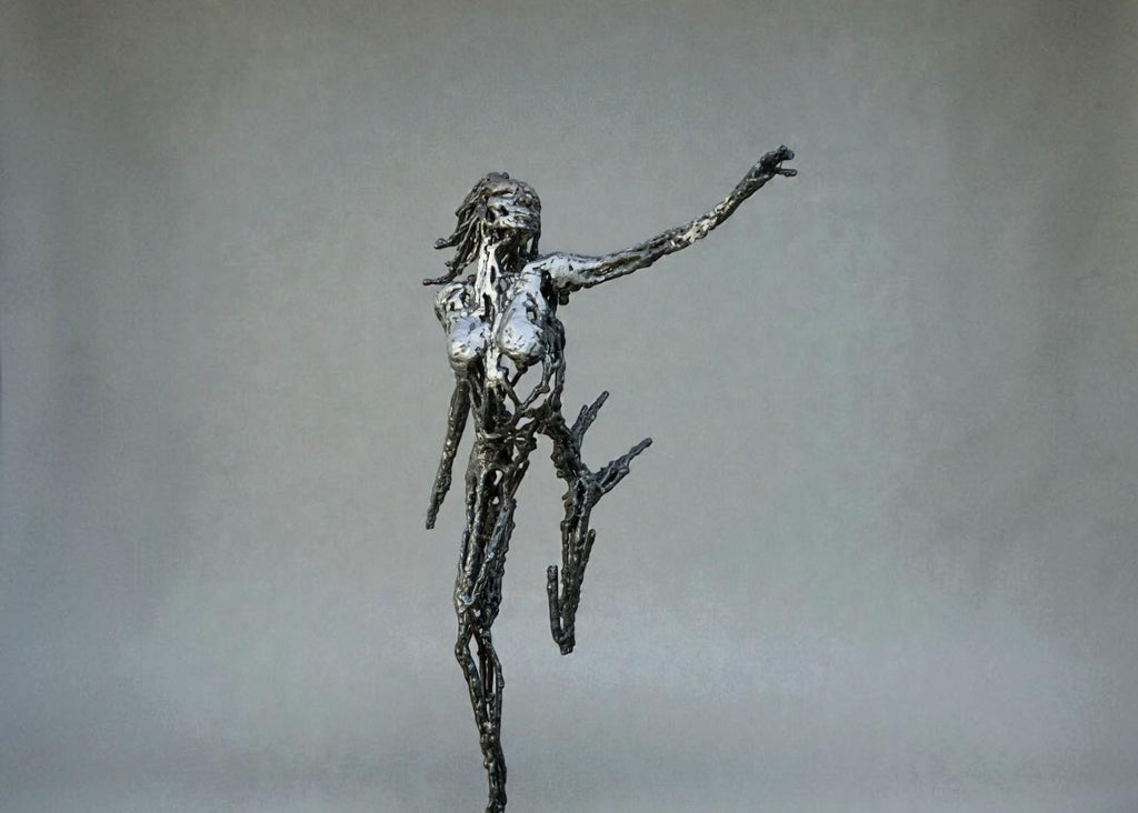 Syren – Escultura hecha a mano de figura humana de acero